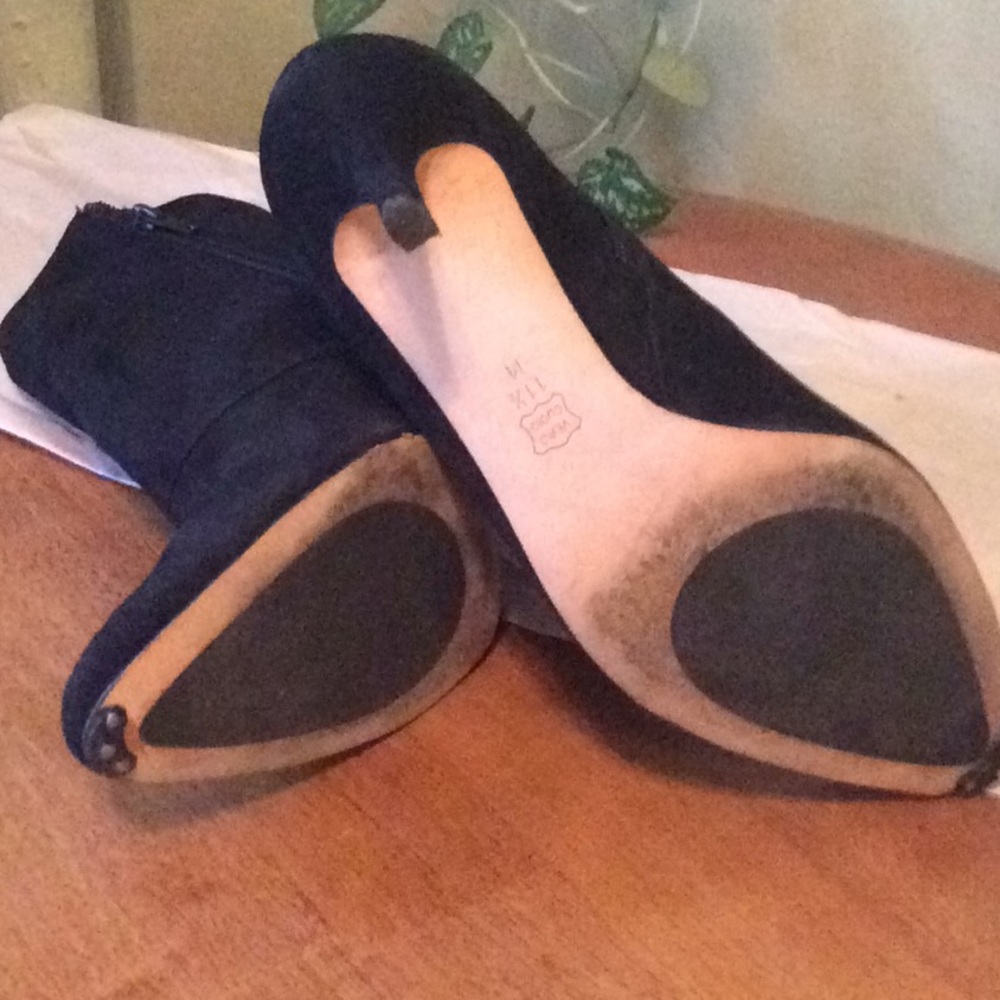 Booties - Picture 3 of 4